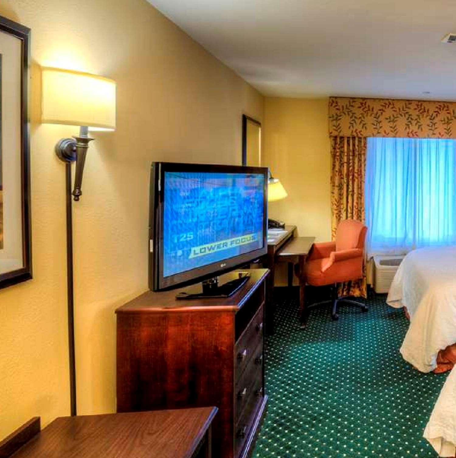 Hampton Inn & Suites Sacramento-Elk Grove Laguna I-5 Dış mekan fotoğraf